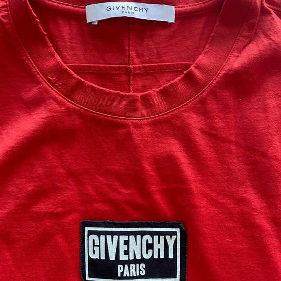 GIVENCHY T SHIRT - Picture 2 of 3
